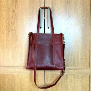 Portland Leather Goods Large Lola Zipper Crossbody Tote in Cinnamon Bear